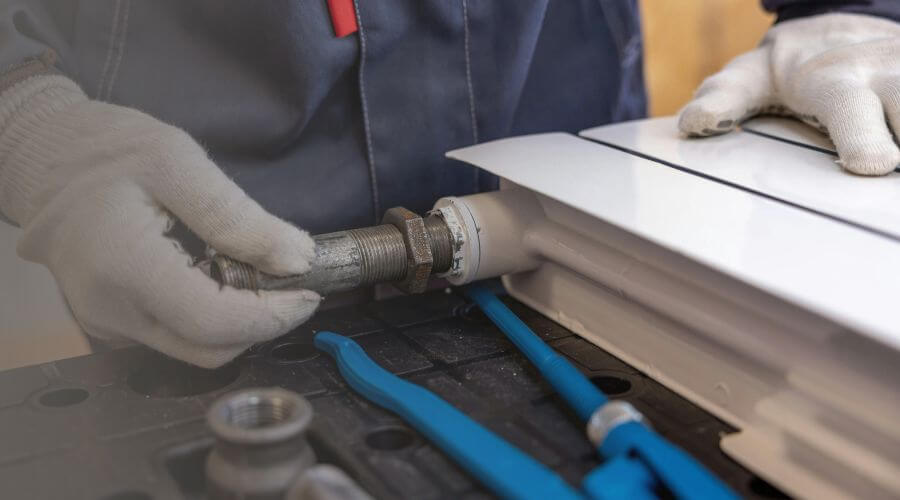Expert burst pipe repair services in Chilton, TX